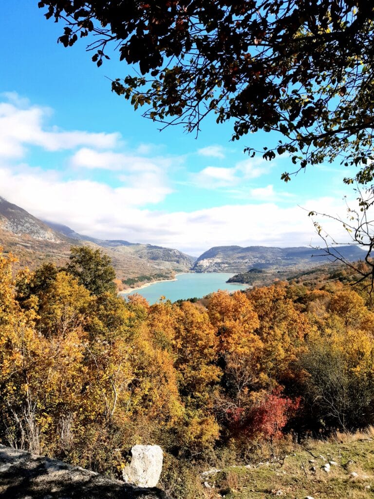 tour personalizzati casa vacanze in abruzzo con vista mare e monolocale nella residenza storica del borgo medievale